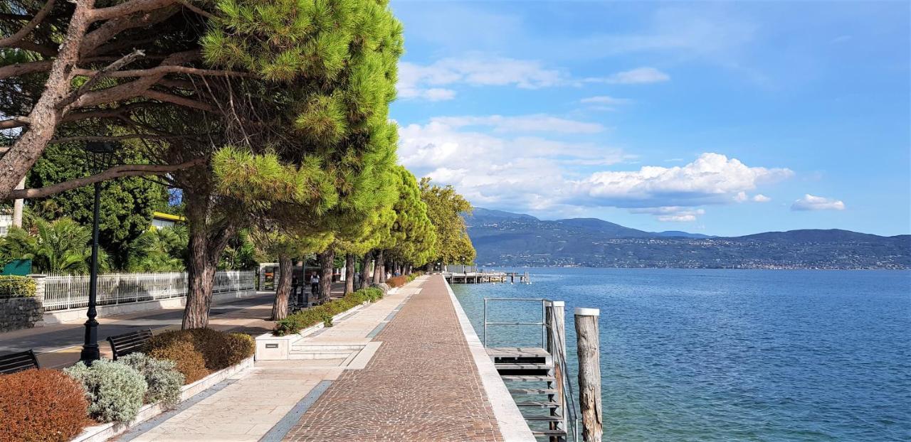 Residence Olivi - Panorama Lake View, Pool, Terrace, Garden, Wifi トスコラーノ・マデルノ エクステリア 写真